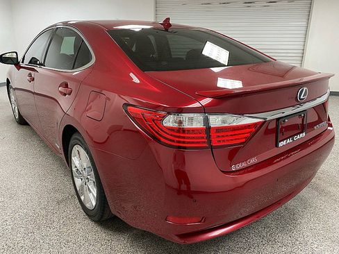 Used 2013 Lexus ES 300h w/ Luxury Pkg image 7