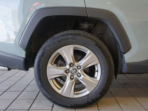 Used 2023 Toyota RAV4 XLE w/ Convenience Package image 29