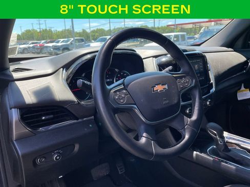 Used 2023 Chevrolet Traverse LT AWD/4WD image 14