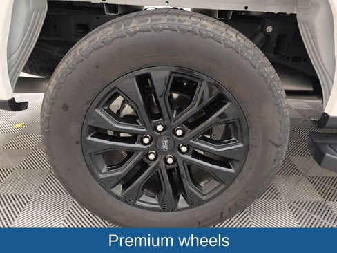 Certified 2025 Ford F150 Lariat w/ Equipment Group 502A High image 23