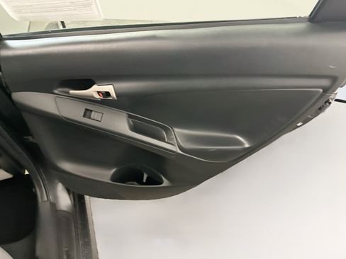 Used 2009 Toyota Matrix XRS w/ All Weather Guard Pkg FWD image 27