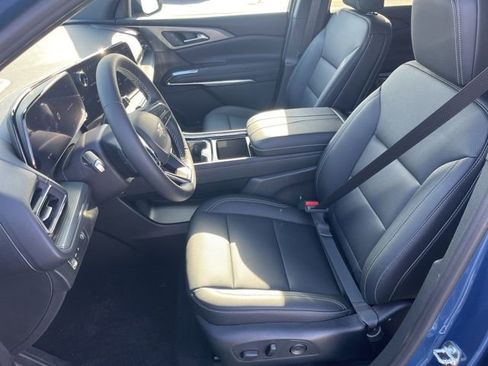 New 2026 Chevrolet Traverse LT w/ Driver Confidence Package image 13