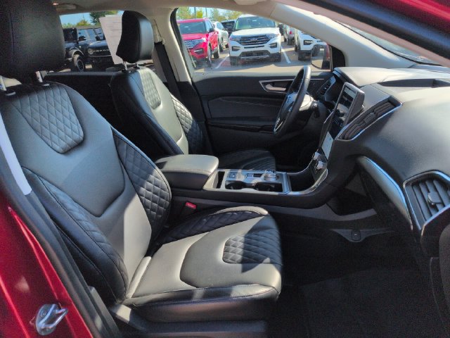 Certified 2024 Ford Edge Titanium AWD/4WD image 15