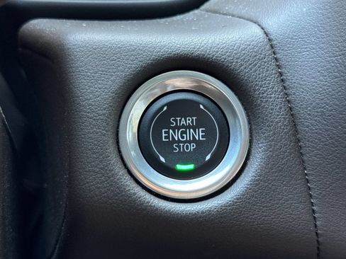 Certified 2024 GMC Yukon XL SLE RWD image 24