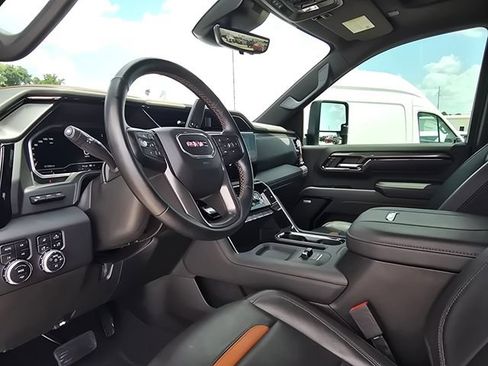Used 2024 GMC Sierra 2500 AT4 w/ AT4 Premium Plus Package AWD/4WD image 25