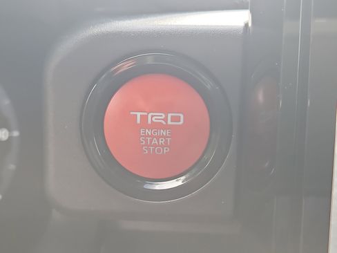 Certified 2025 Toyota Tacoma TRD Sport RWD image 29