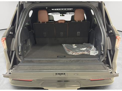 New 2026 Lincoln Navigator L Reserve AWD/4WD image 26