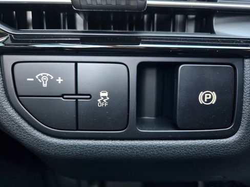 New 2026 Kia Sportage LX image 24