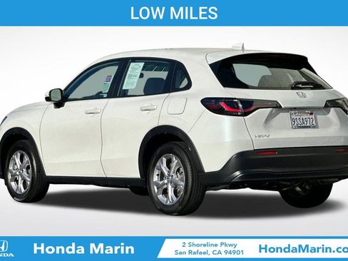 Used 2025 Honda HR-V LX image 8