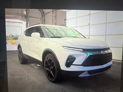 Used 2023 Chevrolet Blazer LT w/ Convenience Package FWD image 5