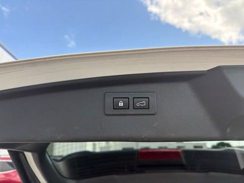 Used 2022 Subaru Outback Wilderness AWD/4WD image 17