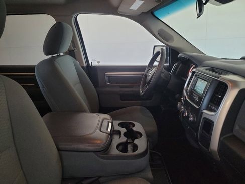 Used 2018 RAM 1500 Classic SLT AWD/4WD image 21