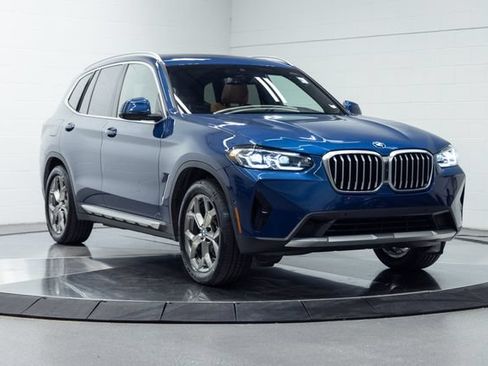 Used 2023 BMW X3 xDrive30i w/ Premium Package AWD/4WD image 4