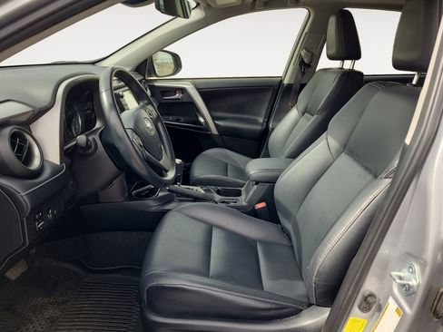 Used 2017 Toyota RAV4 Limited w/ Advanced Technology Package image 9