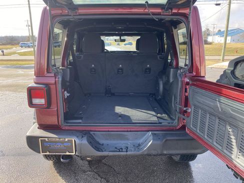 Used 2022 Jeep Wrangler Unlimited Sport image 22
