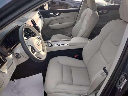 Certified 2025 Volvo XC60 T8 Plus w/ Protection Package Premier image 14