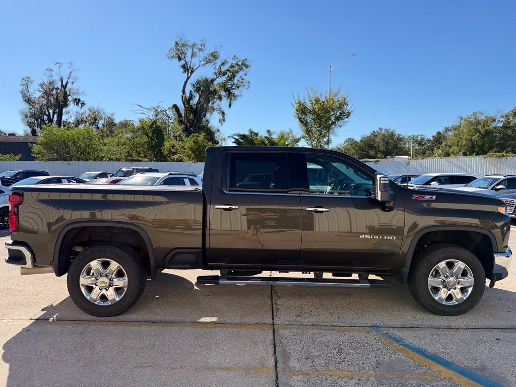 Used 2023 Chevrolet Silverado 2500 LTZ AWD/4WD image 7