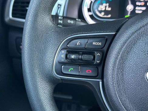 Used 2019 Kia Niro LX FWD image 25