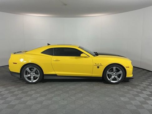 Used 2010 Chevrolet Camaro SS w/ LPO, Ground Effects Package RWD image 4