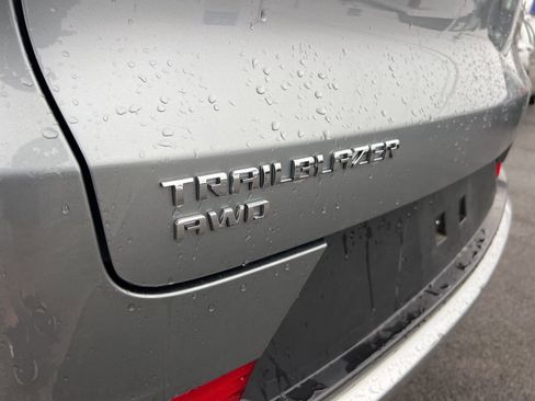 Used 2023 Chevrolet TrailBlazer LT image 28