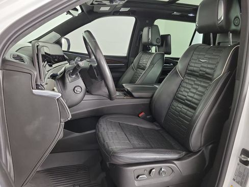 Used 2023 Cadillac Escalade Premium Luxury Platinum w/ LPO, Floor Liner Package AWD/4WD image 17
