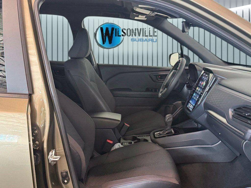 Used 2025 Subaru Forester Premium AWD/4WD image 6