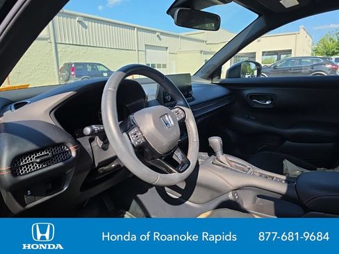 Used 2024 Honda HR-V Sport image 9