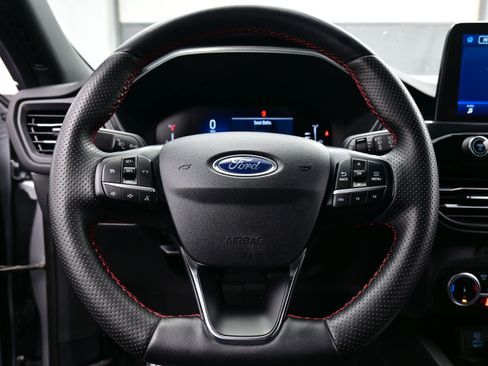 Used 2023 Ford Escape ST-Line image 24