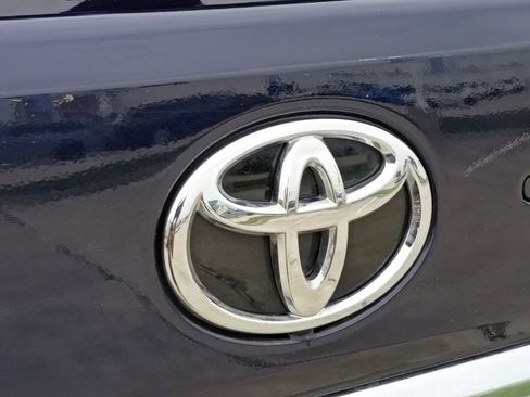 Used 2025 Toyota Sequoia Limited AWD/4WD image 11