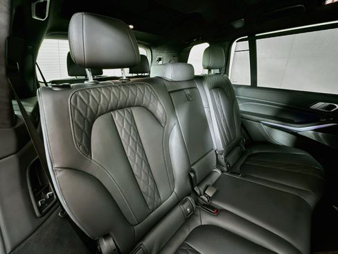 Used 2023 BMW X7 M60i w/ Executive Package AWD/4WD image 29