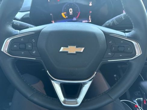 Used 2024 Chevrolet TrailBlazer LT w/ LT Cold Weather Package FWD image 10