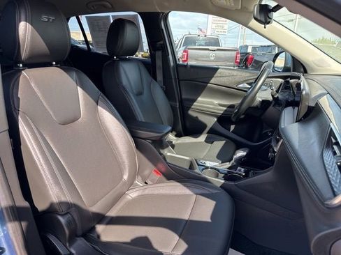 Used 2024 Buick Encore GX Sport Touring w/ Comfort Package AWD/4WD image 29