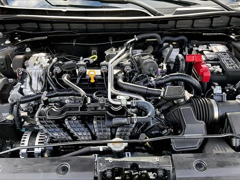 Used 2025 Nissan Altima 2.5 SV FWD image 32