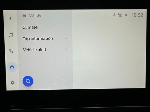 Used 2025 Toyota Camry SE image 30