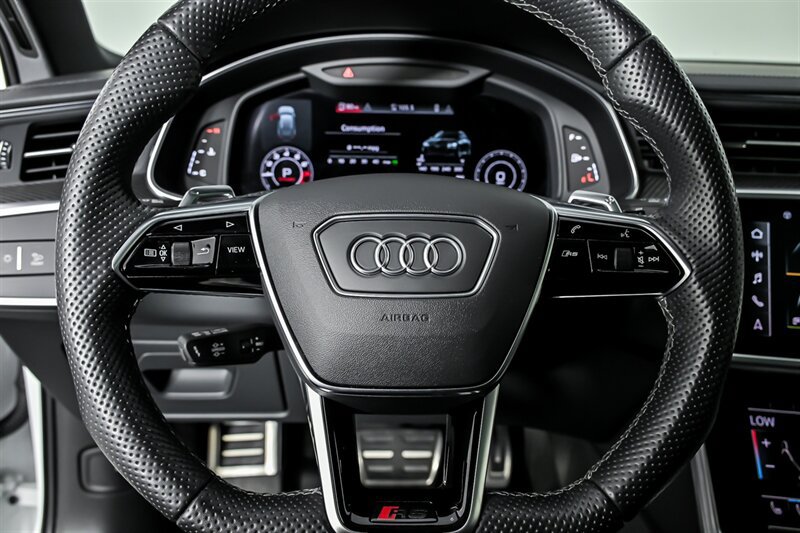Used 2022 Audi RS 6 AWD/4WD image 23