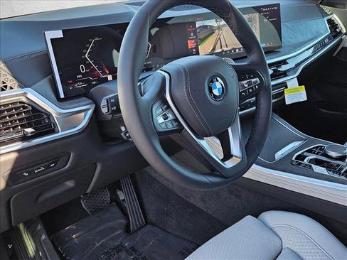 New 2026 BMW X5 xDrive50e w/ Parking Assistance Package image 3