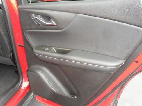 Used 2023 Chevrolet Blazer LT image 15