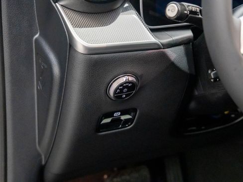 New 2026 Mercedes-Benz GLC 300 GLC 300 image 19