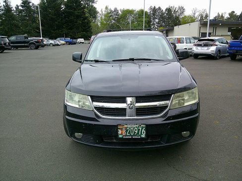 Used 2010 Dodge Journey SXT w/ Flexible Seating Group image 8