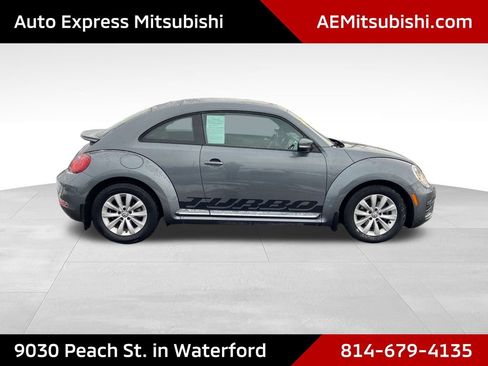 Used 2019 Volkswagen Beetle 2.0T SE FWD image 8