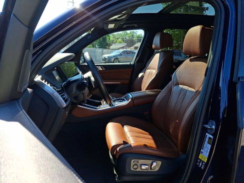 Used 2023 BMW X5 M50i w/ Executive Package AWD/4WD image 14