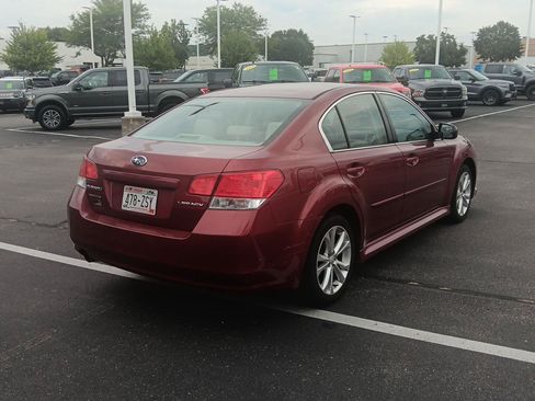 Used 2013 Subaru Legacy 2.5i Premium AWD/4WD image 5