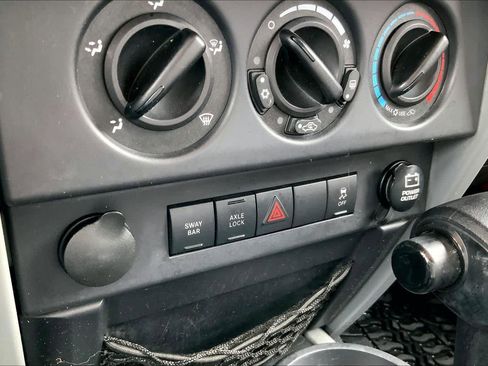 Used 2010 Jeep Wrangler Unlimited Rubicon w/ Trailer Tow Group AWD/4WD image 26