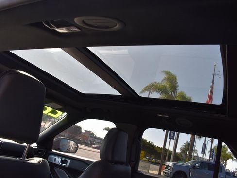 Used 2022 Ford Explorer ST w/ Equipment Group 401A image 10