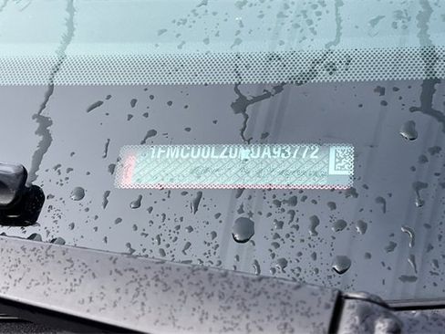 Used 2022 Ford Escape Titanium w/ Titanium Premium Package image 36