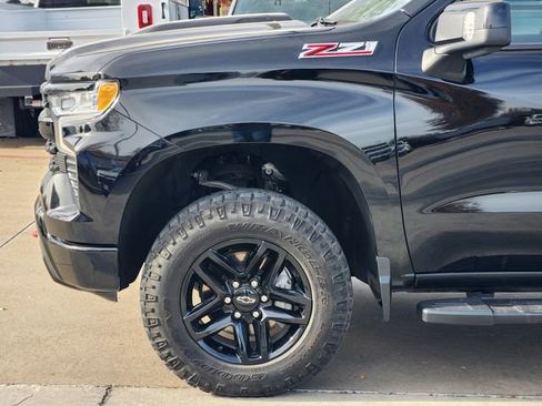 Used 2023 Chevrolet Silverado 1500 LT Trail Boss w/ LT Trail Boss Premium Package image 9