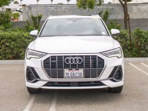 Used 2024 Audi Q3 2.0T Premium AWD/4WD image 2