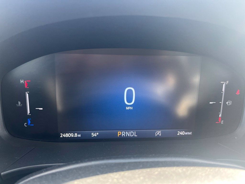 Used 2025 Ford Escape Active AWD/4WD image 11