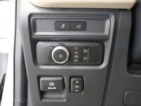 Used 2022 Ford Expedition Max Limited AWD/4WD image 11