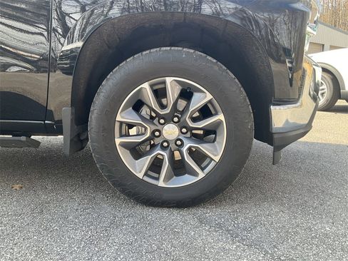 Used 2021 Chevrolet Silverado 1500 LT w/ Z71 Off-Road Package image 10